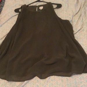 Cute green tank top !